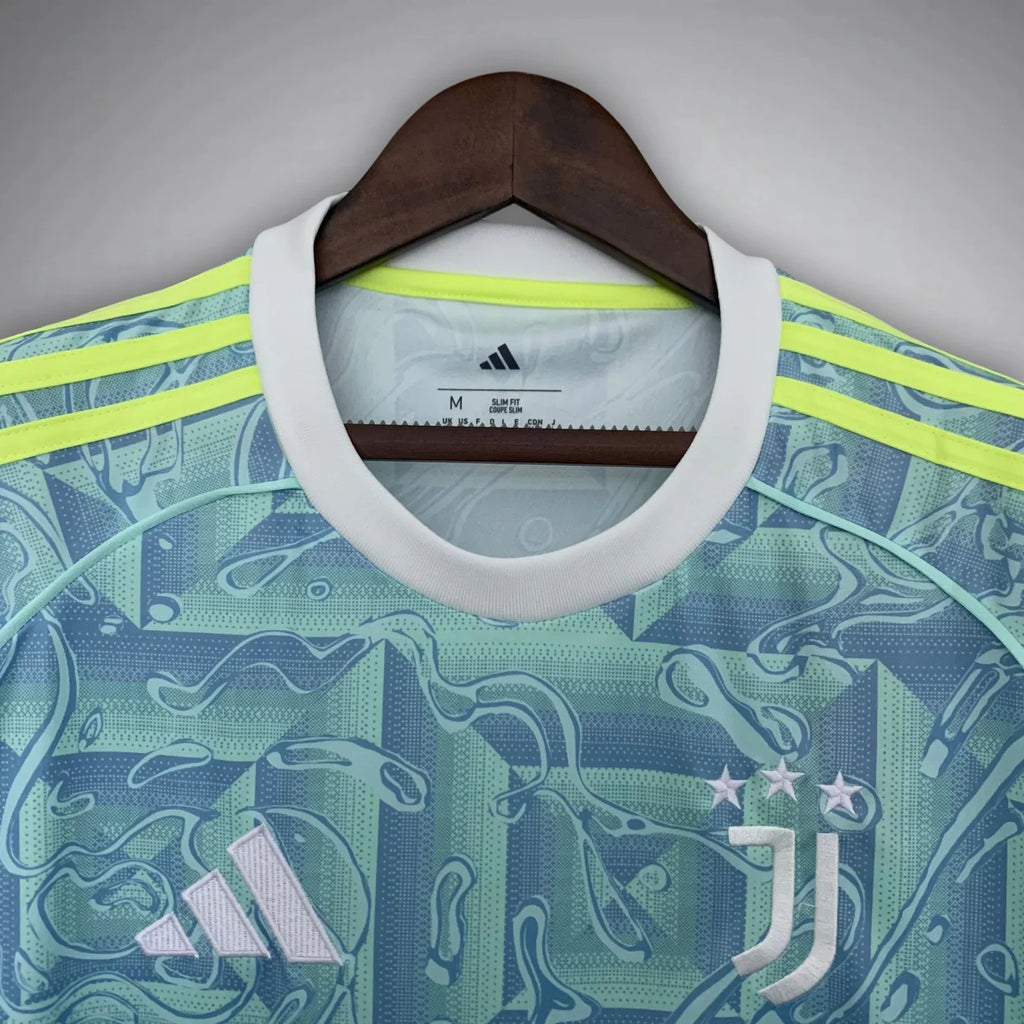 25/26 Juventus Away