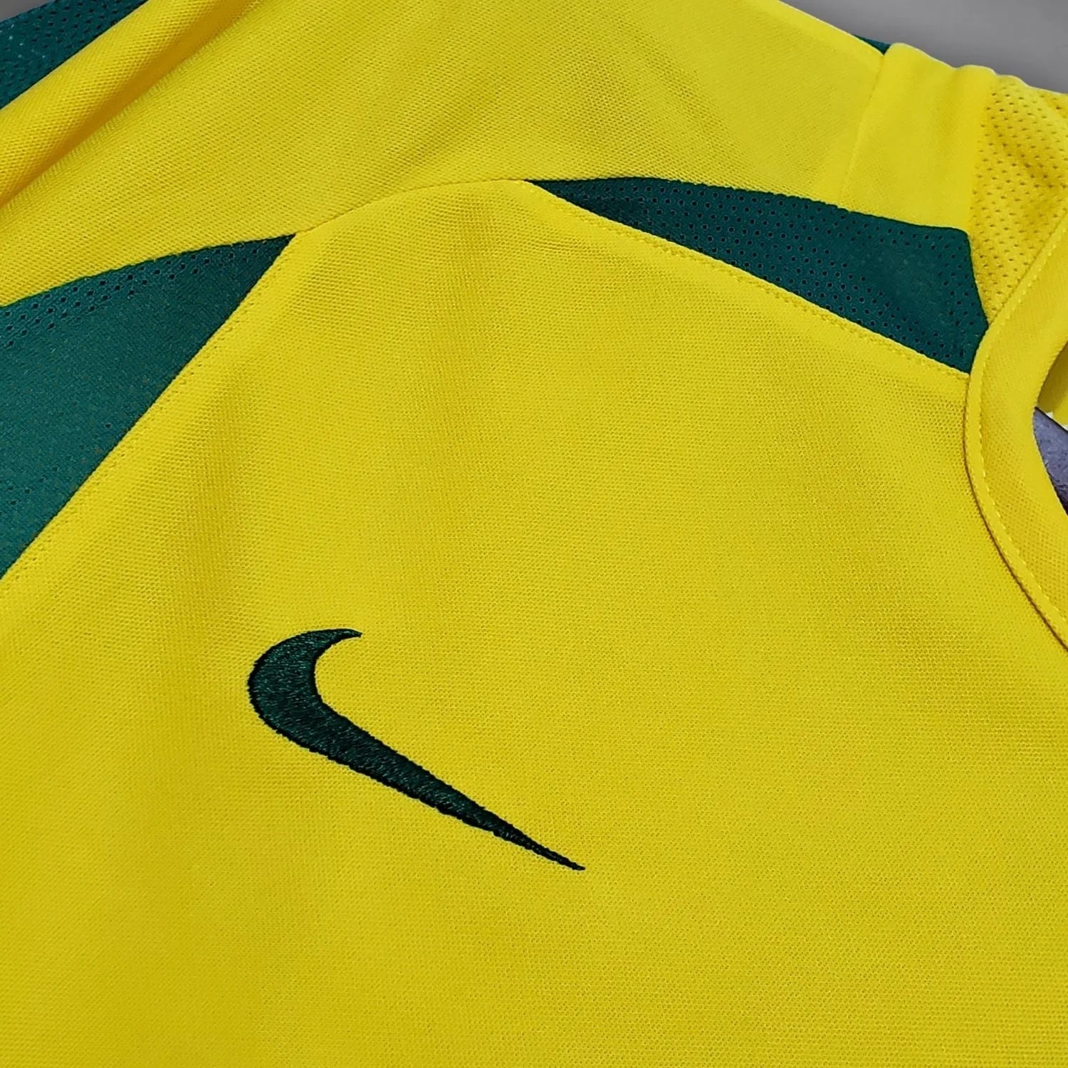 2002 Brazil Home Kit