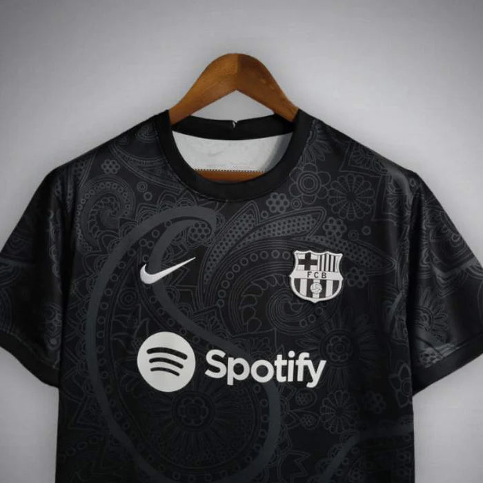 FC Barcelona "Noir Fleur" Premium Kit