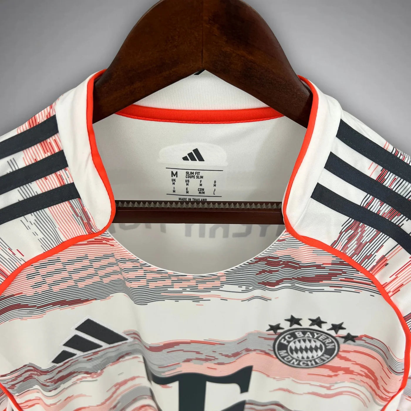 25/26 Bayern München Away