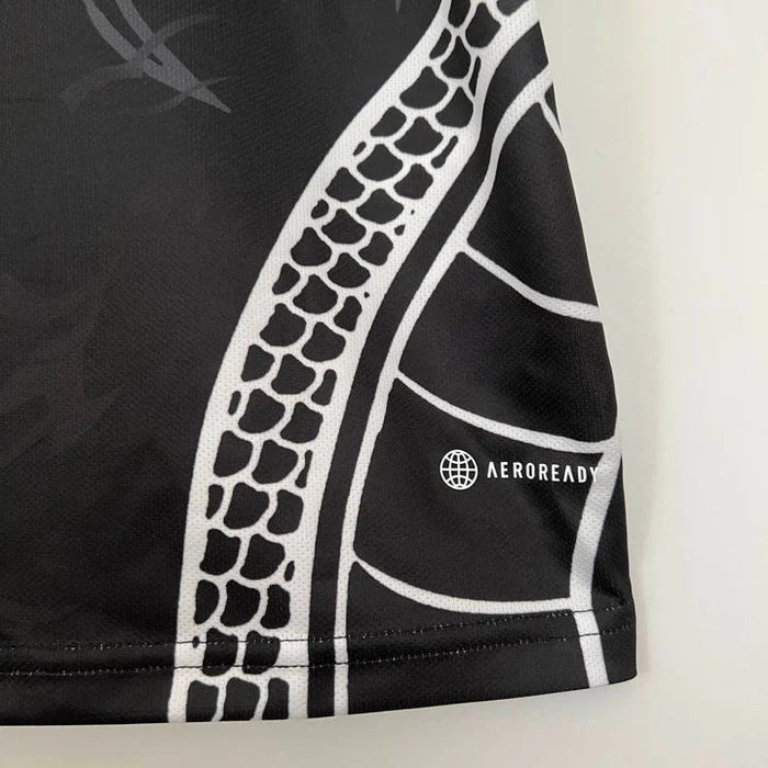 Real Madrid "Dragón Negro" Premium